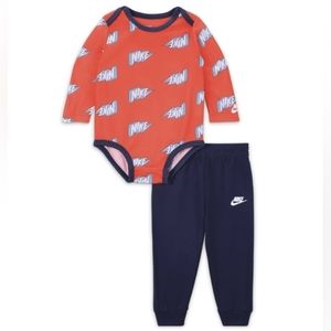 Nike 2pc Set